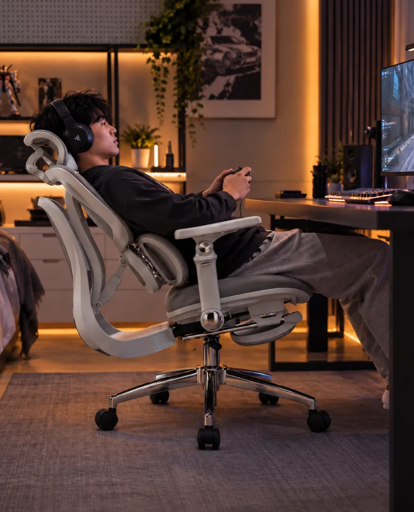 Gaming, reclined